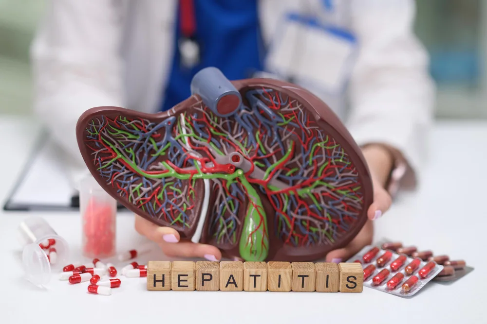 Tratamiento de hepatitis A, B, C