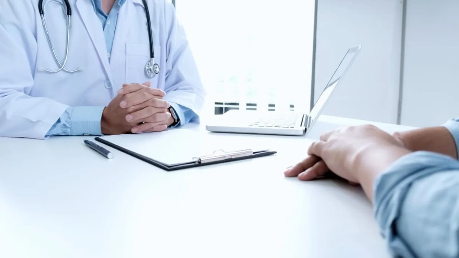 Gastroenterólogo vs Endocrinólogo en CDMX